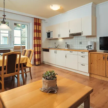 Haus Enzian Apartman *