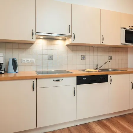 Haus Enzian Апартаменты Серфаус