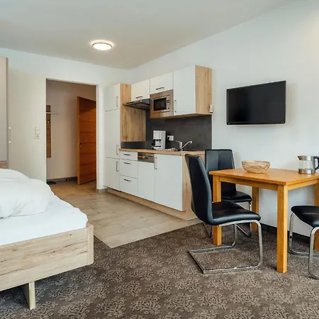 Haus Enzian Apartamento