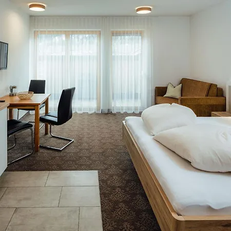Apartment Haus Enzian
