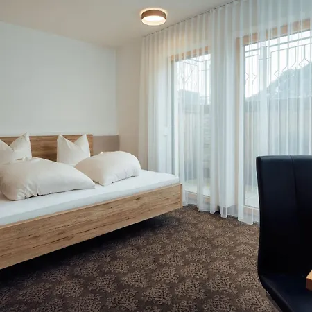 Haus Enzian Apartment *