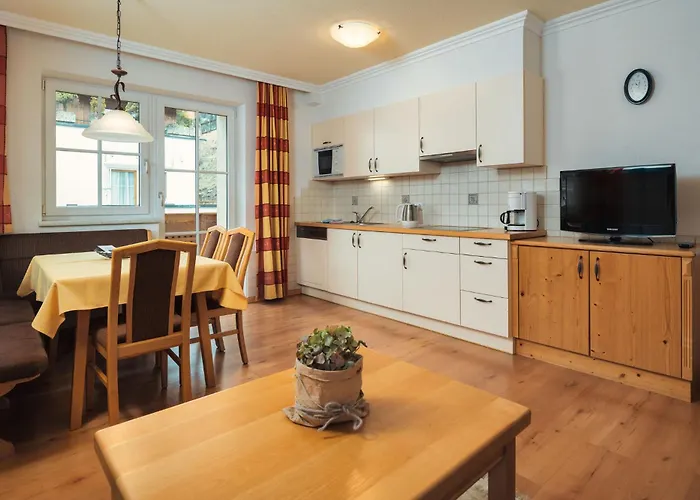 Haus Enzian Apartamento *