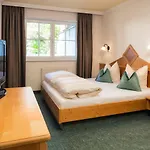 Haus Enzian Apartment Serfaus